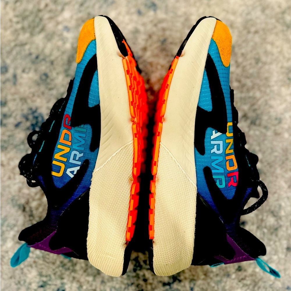 Under Armour HOVR Mega Size 7